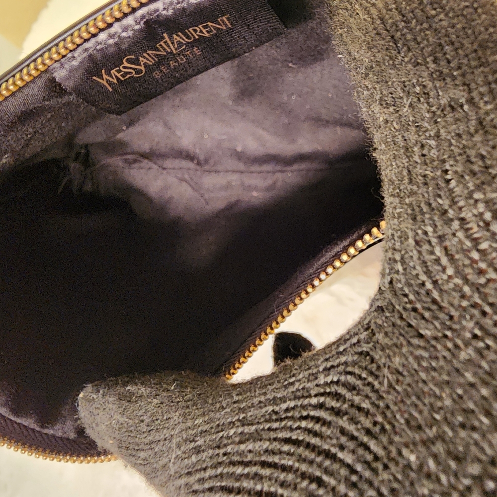 YSL pouch - Picture 7 of 7